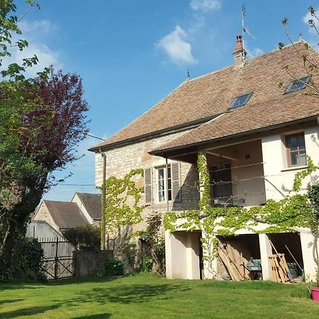 Gite Le Lavoir - Laives Bagian luar foto
